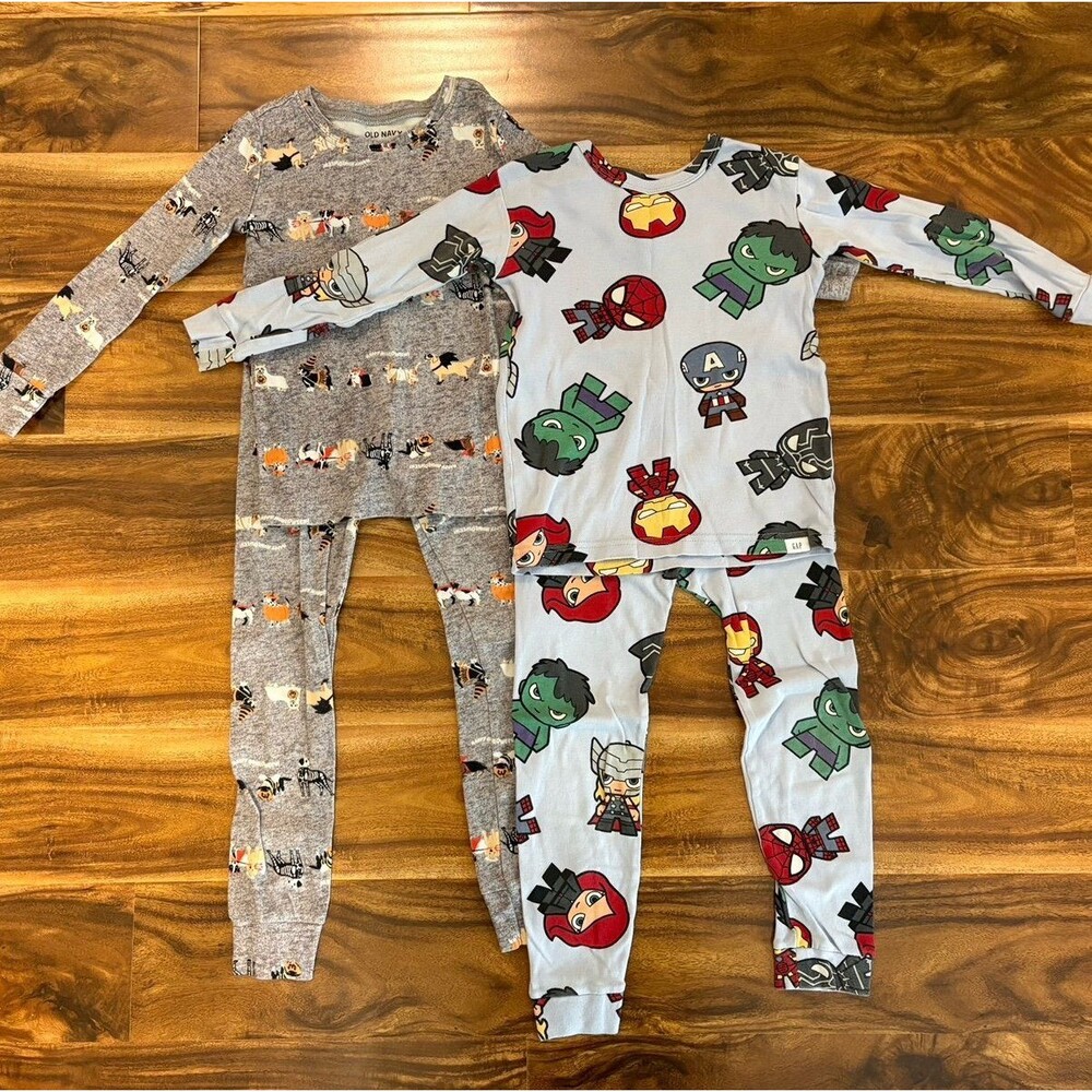 Baby Gap & Old Navy Long Pajama Bundle, Halloween Dogs & Marvel, Size 5T